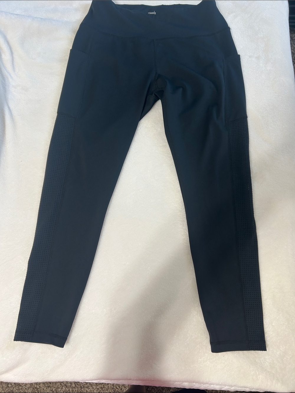 Women's High-Waist Black Performance Leggings